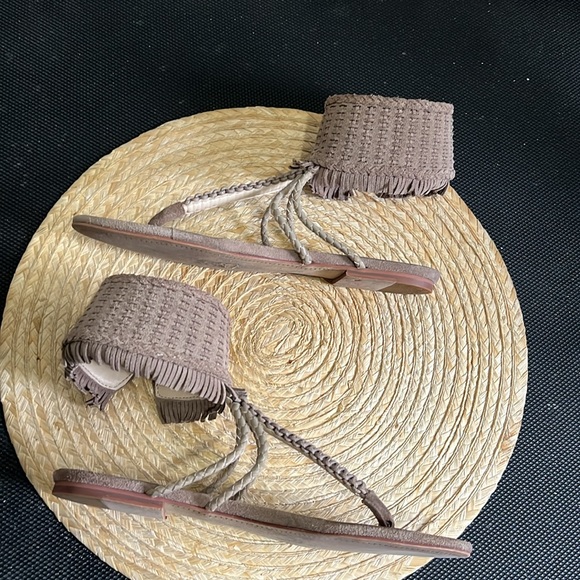 Dolce Vita Boho Suede Ankle Gladiator Sandals Size 7.5 - Picture 9 of 12